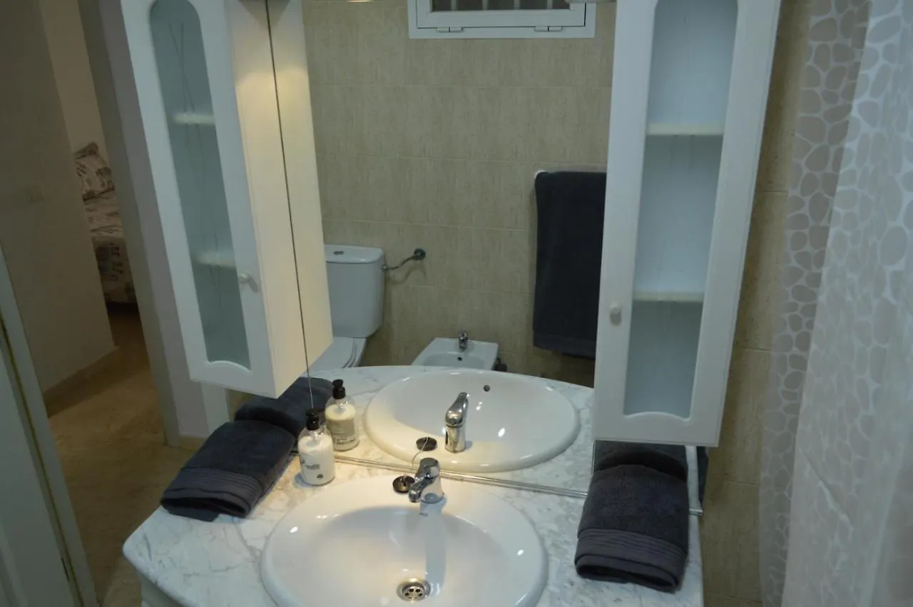 Apartamento Calido, Accesible Y Con Piscina Apartment Torremuelle 0*,
